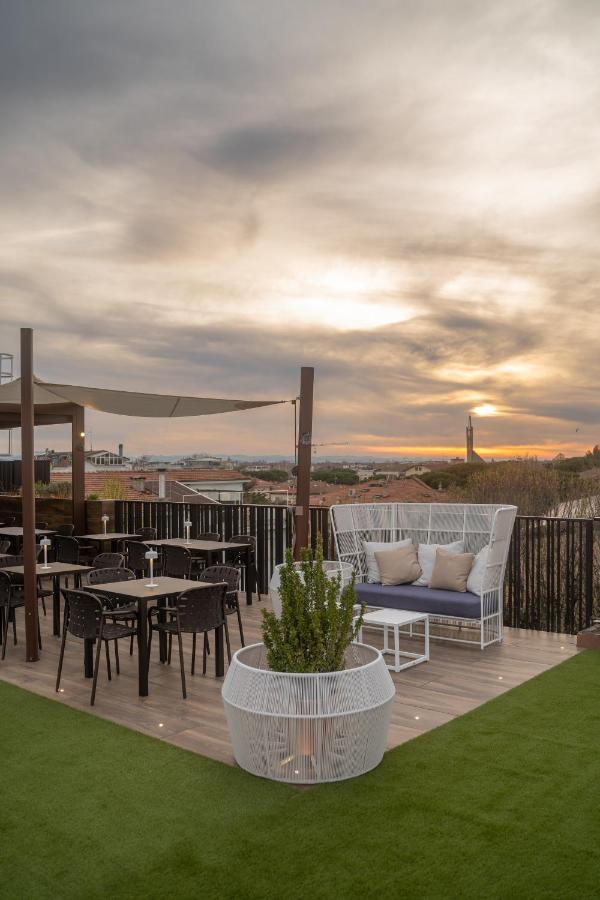 My Place Hotel Rimini Exterior foto